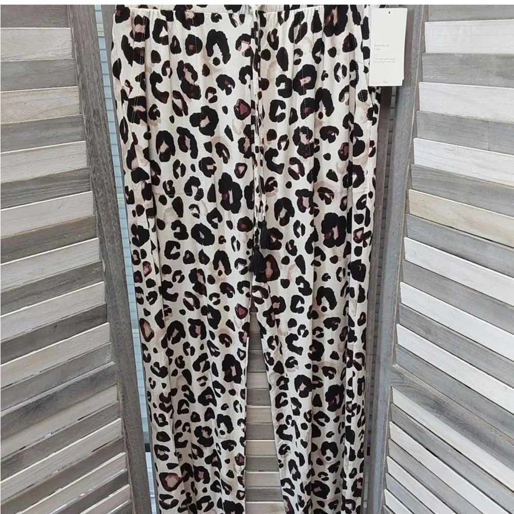 XXL Lounge Bottoms Leopard Print Pants - Picture 4 of 6